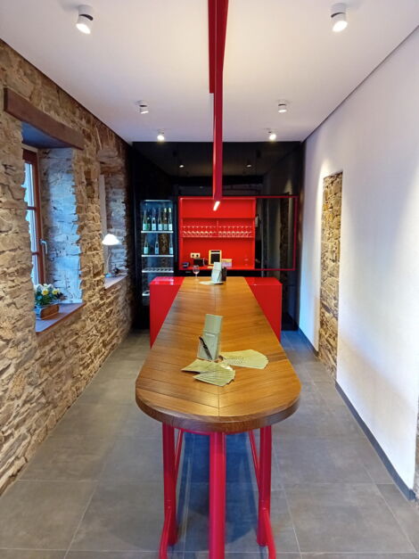 Vinothek Weingut Löhr in Alken an der Mosel